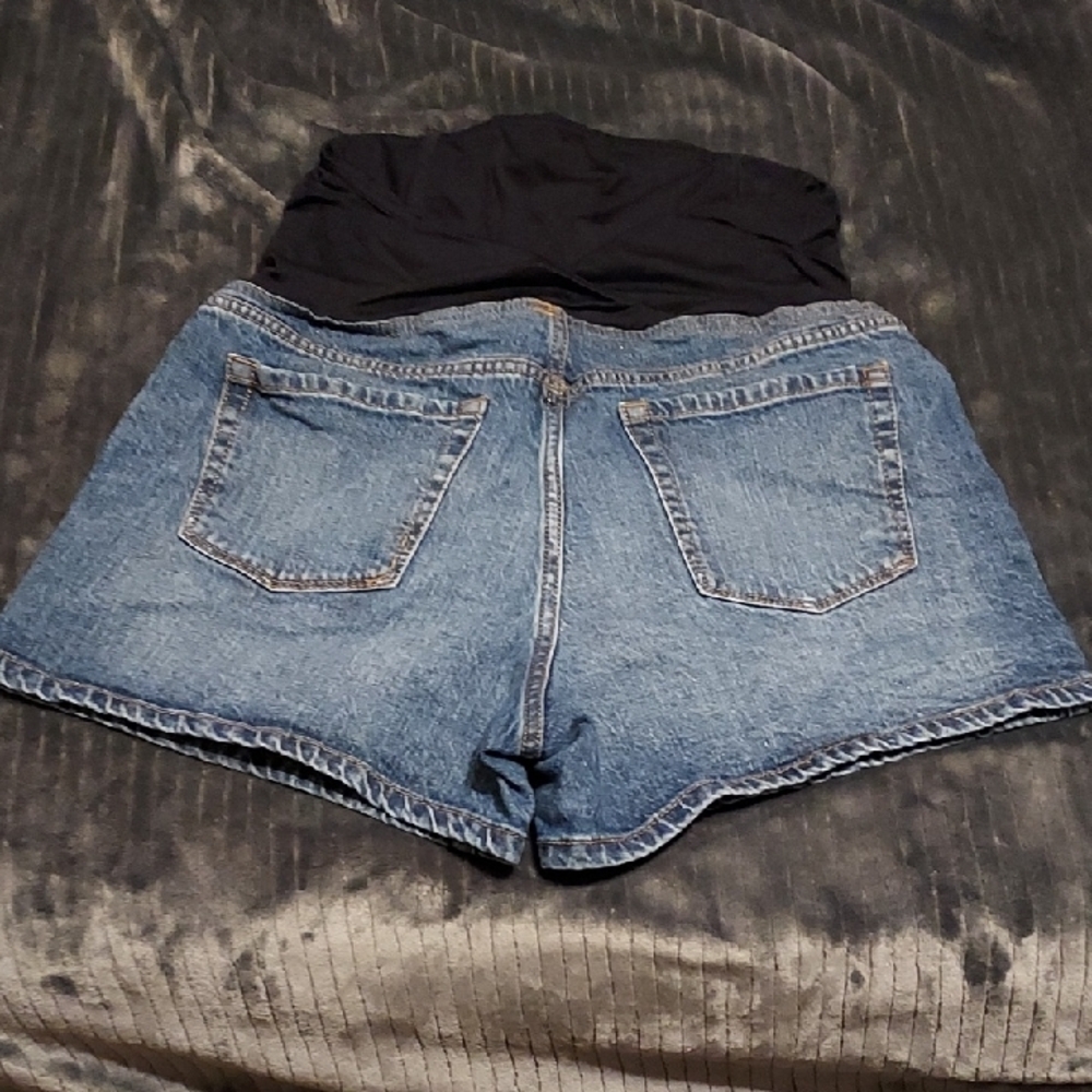 Isabel Maternity by Ingrid & Isabel Blue Jean Shorts - Picture 3 of 4
